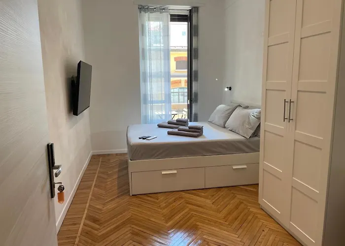 Drooms 4,0 Domotic Smart Self 24H,7 Vicino Treni Porta Susa E Centro Storico Torino